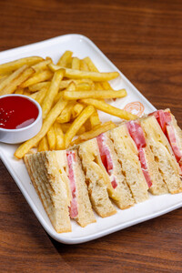 Tomato Cheese Sandwich